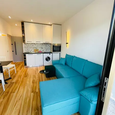 Your In Center City Apartman