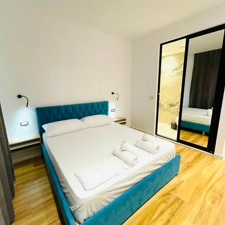 Your In Center City Apartman